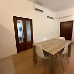 Five Lands Apartment