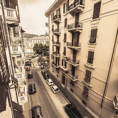 Five Lands Apartamento La Spezia