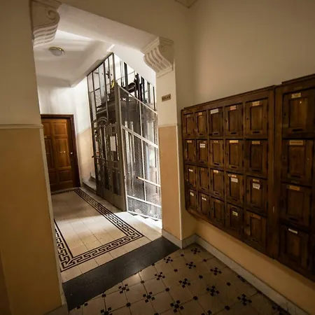 Five Lands Appartement *
